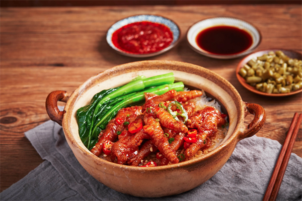 荷葉饭煲仔饭
