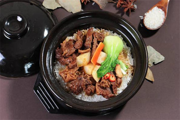 同仁四季煲仔饭 同仁四季煲仔饭