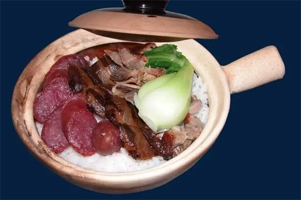 农家鲜米煲仔饭