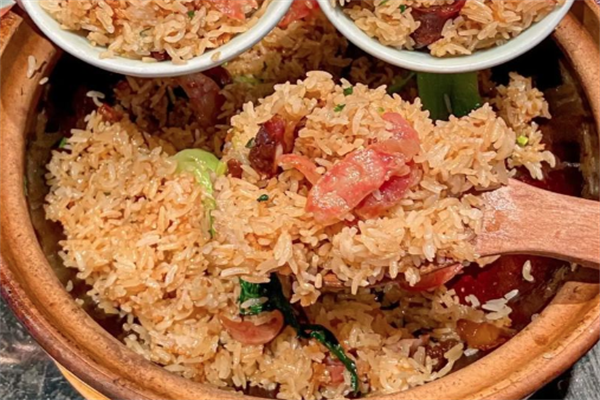 果锅香煲仔饭 果锅香煲仔饭