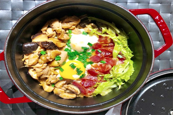 农家鲜米煲仔饭