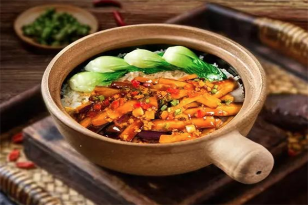 海鲜哥煲仔饭