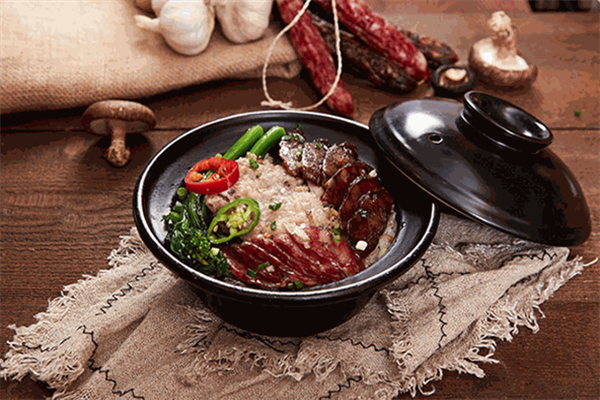 百中汇煲仔饭