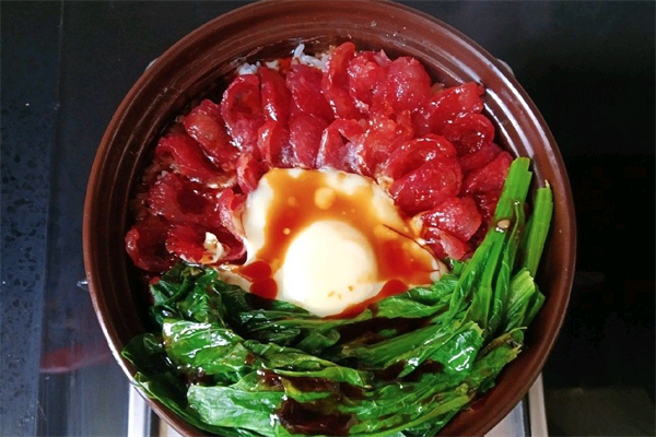 兴龙煲仔饭