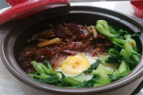 栗米煲仔饭