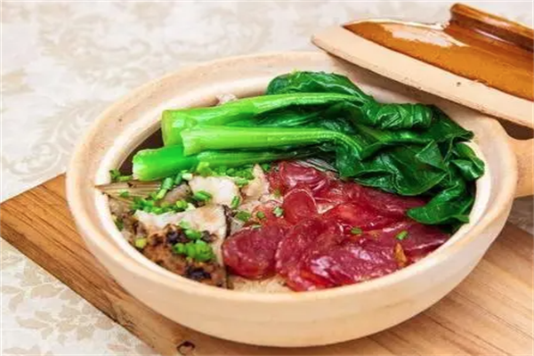 小地方煲仔饭