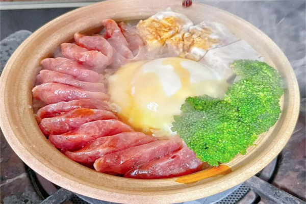 味香居煲仔饭