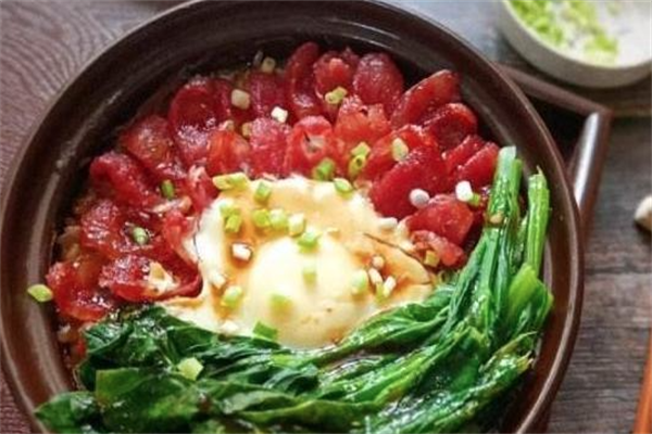 雅崃煲仔饭