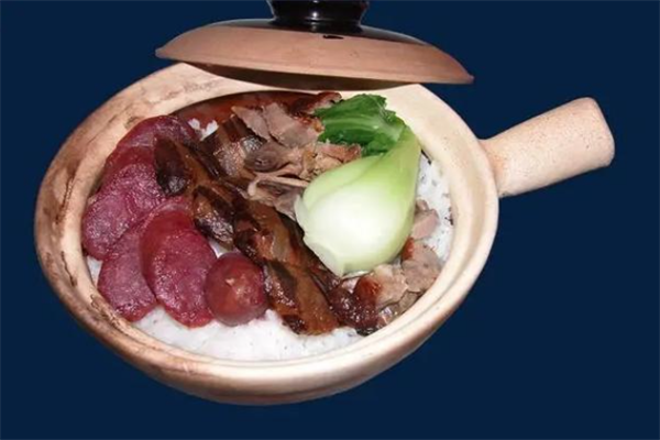 荷葉饭煲仔饭