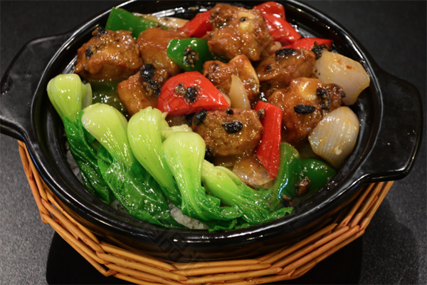 大飞煲仔饭 大飞煲仔饭