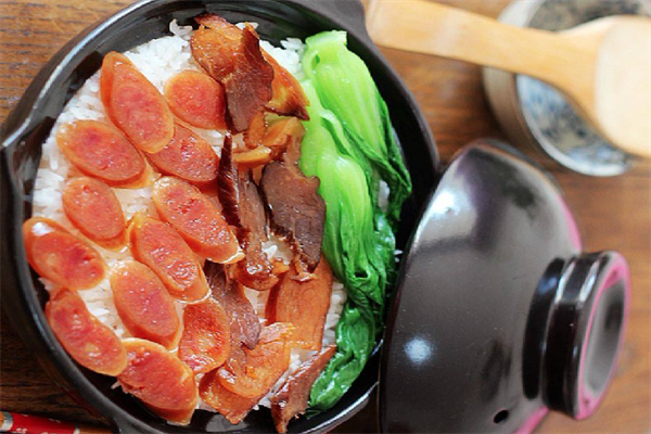 解记港式煲仔饭 解记港式煲仔饭
