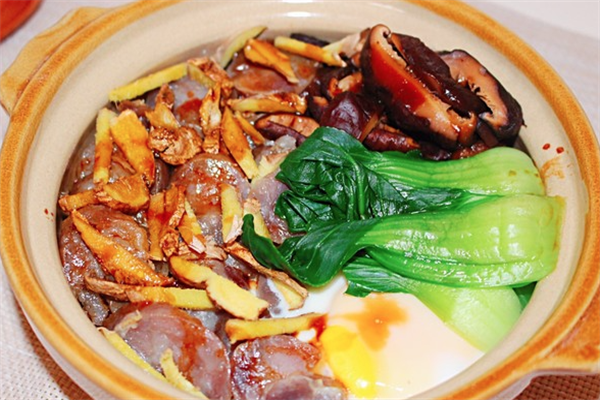 集鲜煲仔饭