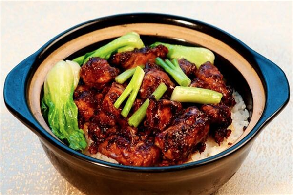 知味煲仔饭