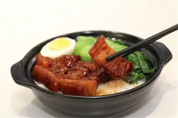 鑫康煲仔饭