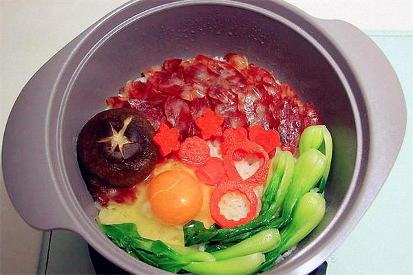 渝香坊煲仔饭