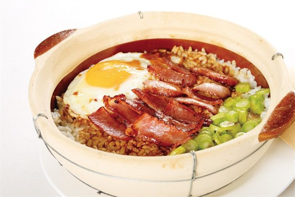 圆丰煲仔饭