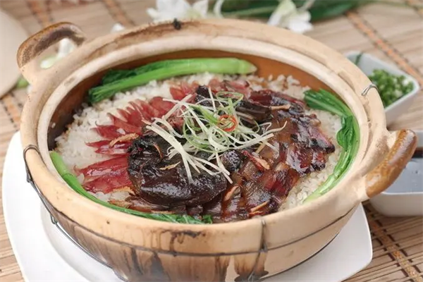 解记港式煲仔饭 解记港式煲仔饭