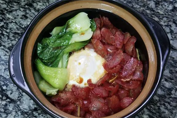 品爱煲仔饭 品爱煲仔饭