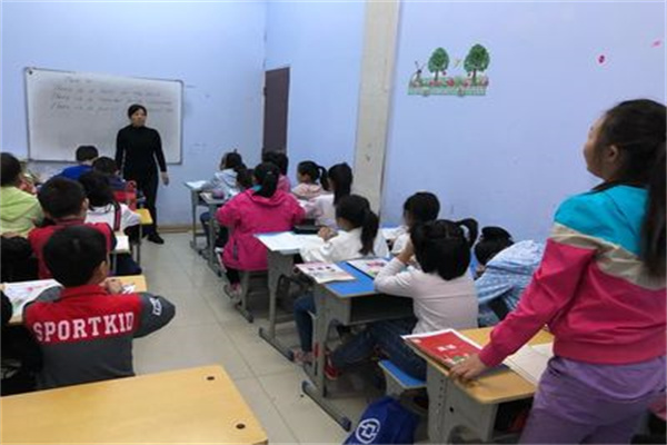 百年英才教育 百年英才教育