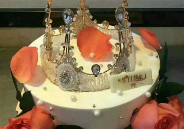 米洛洛蛋糕