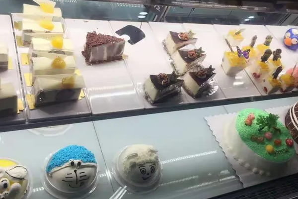 多米诺蛋糕店 多米诺蛋糕店