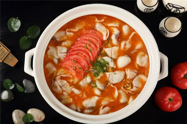 鱼与你搭档酸菜鱼米饭