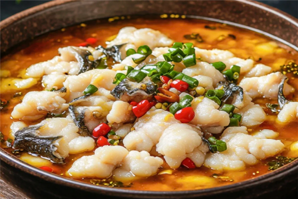 布衣侯酸菜小鱼