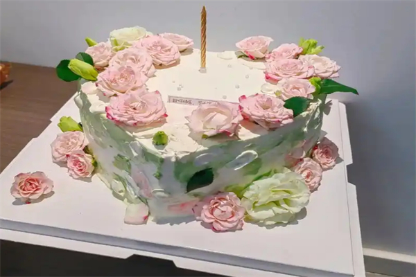 鲜花蛋糕坊