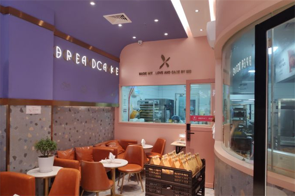 夏味朵蛋糕店