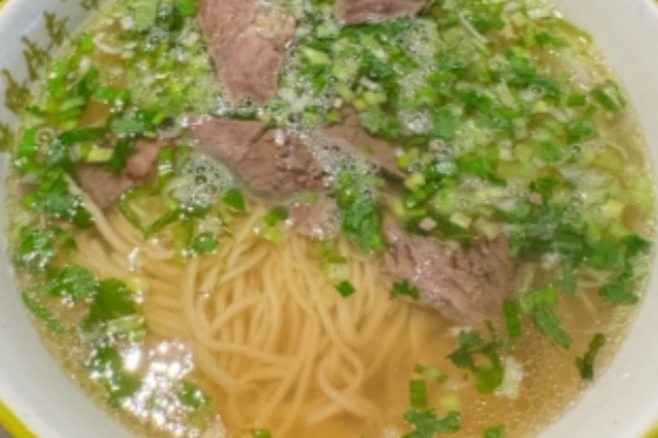 筋的享牛肉面