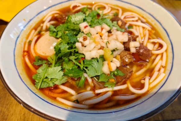 筋的享牛肉面