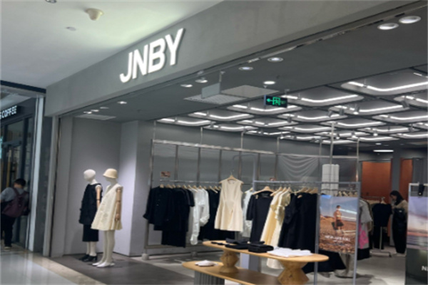江南布衣女装 江南布衣女装