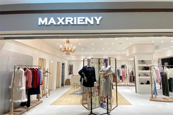 maxrieny玛克茜妮 maxrieny玛克茜妮
