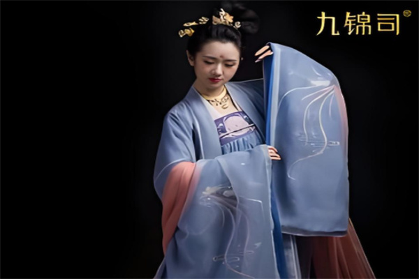 九锦司汉服