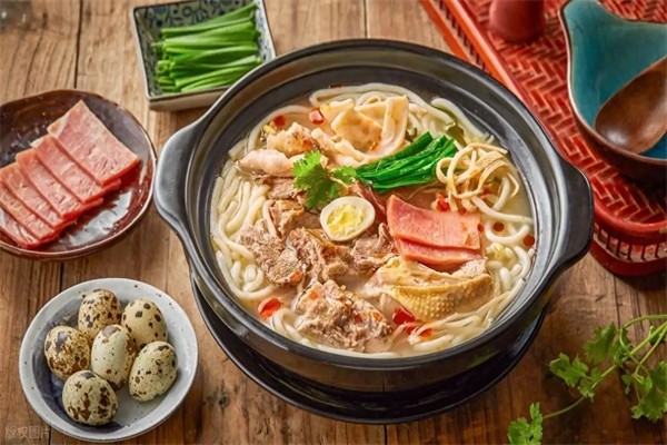 邹记云南过桥米线 邹记云南过桥米线