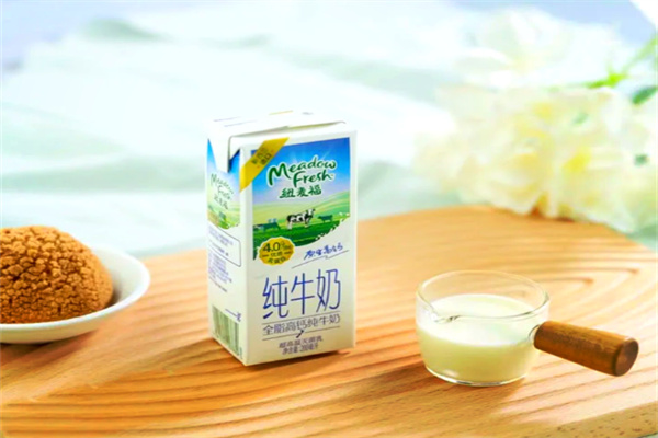 纽麦福牛奶 纽麦福牛奶