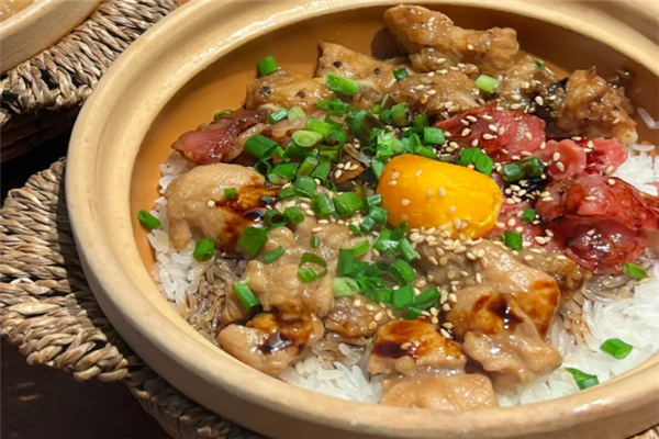 红苹果煲仔饭