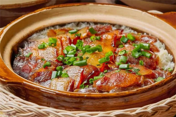 玖贰零煲仔饭