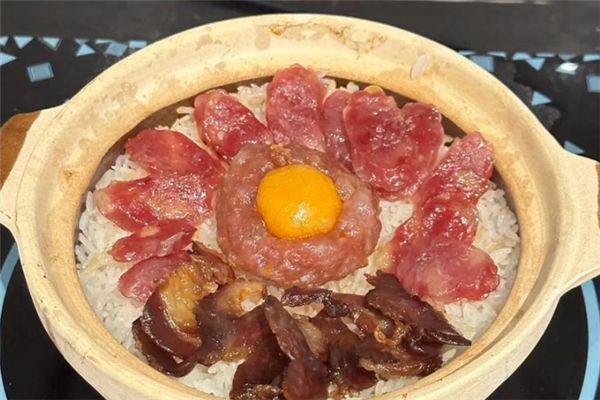 勤快熊煲仔饭
