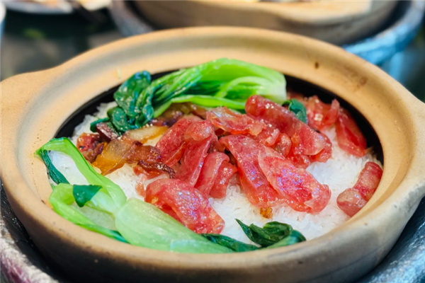 筷一点煲仔饭