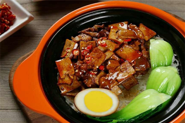 米米先生湘式煲仔饭