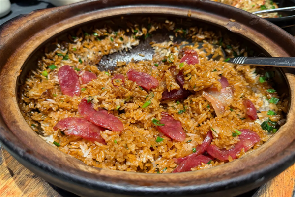 佳佳乐煲仔饭