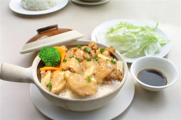 阿利食尚煲仔饭