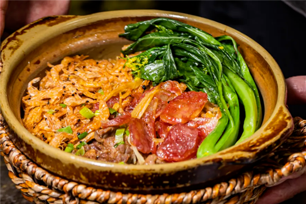煲香传奇煲仔饭