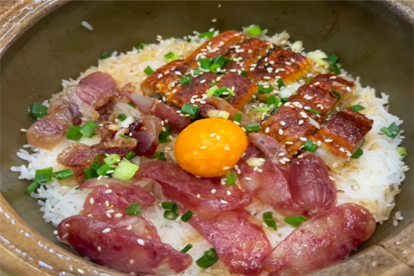 黎黎小栈煲仔饭
