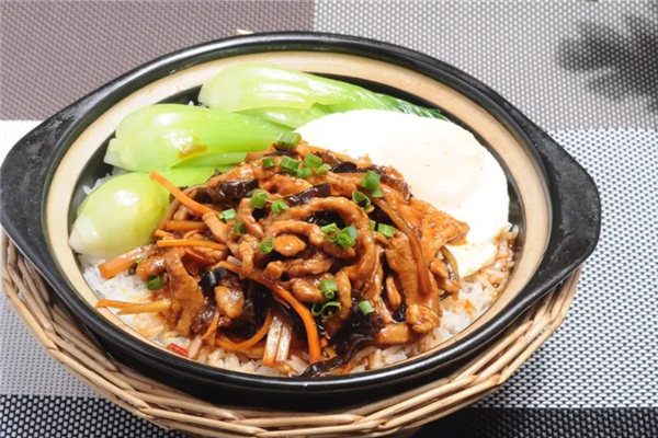 张家煲仔饭