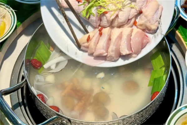 椰来香椰子鸡
