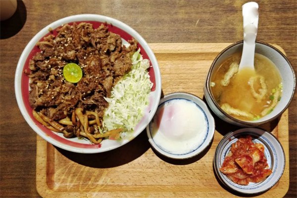 耿大叔擂椒盖码饭