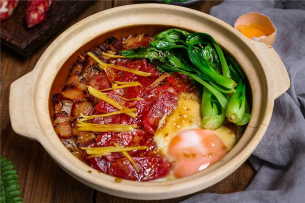 恒泉煲仔饭