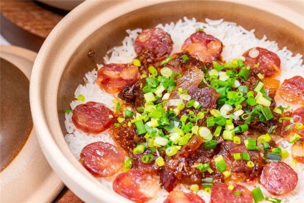 牛小煲煲仔饭